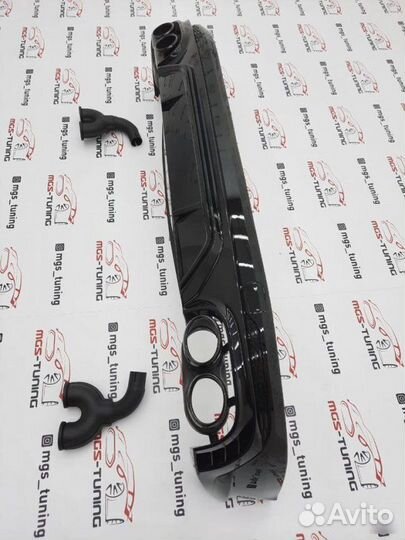 Диффузор с насадками на Q5 16-н.в. стиль SQ5 Black