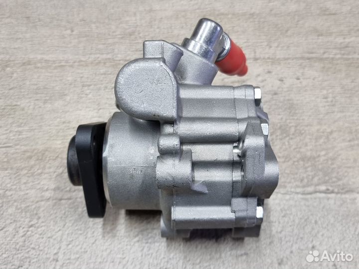 Насос гур Audi A4 B5, VW Passat B5, Skoda Superb I