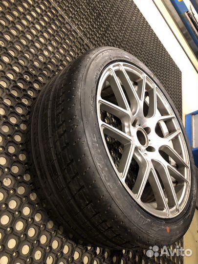 Bridgestone Potenza S007 245/40 R19