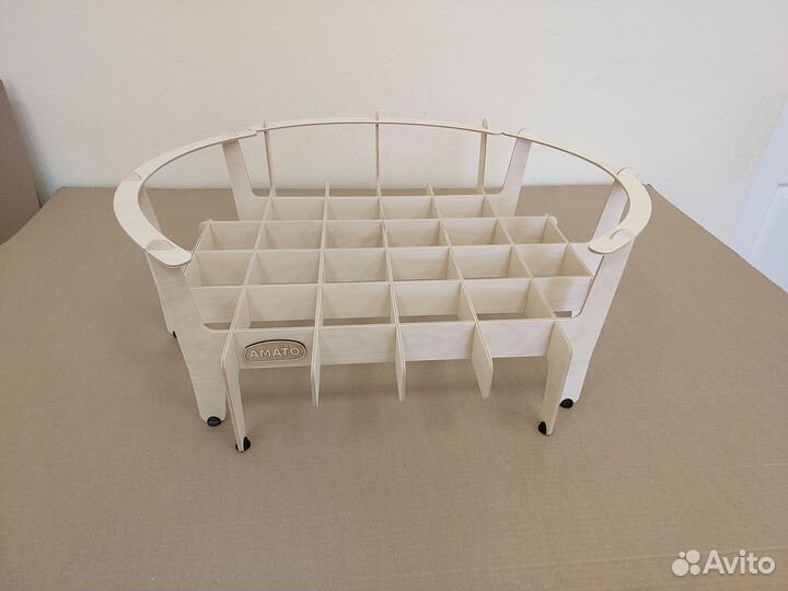 Диван-каркас для собак без покраски на ножках