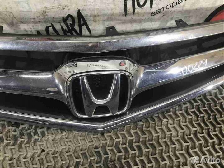 Решетка радиатора Honda Accord