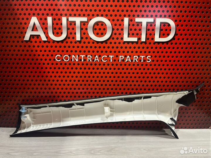 Обшивка салона передняя правая Lexus Rx 4 450Н