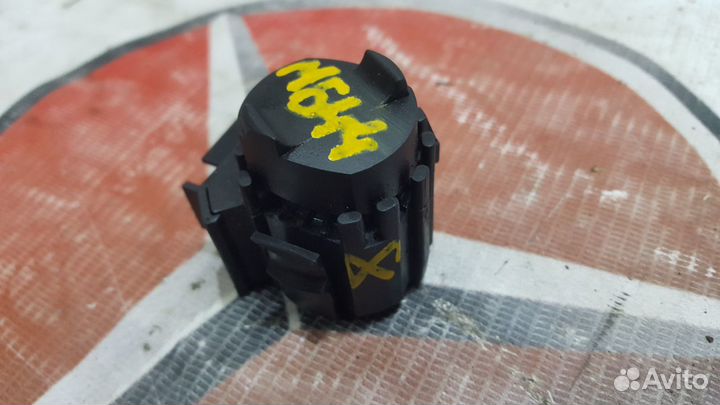 Кнопка кикдауна Mercedes A0025452214