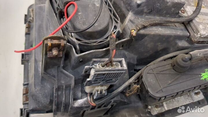 Фара (передняя) Land Rover Range Rover 3 (LM), 200