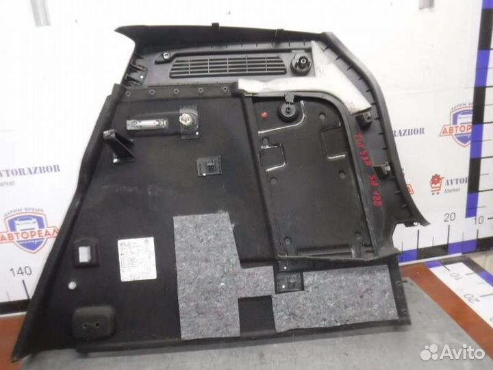 Обшивка багажника задняя левая Volkswagen Tiguan