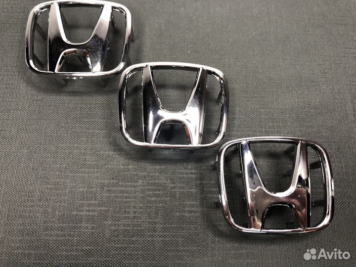 Значок на руль honda