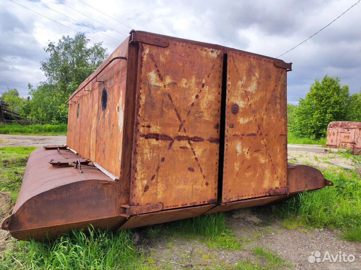 Плавучий лодочный гараж, железный