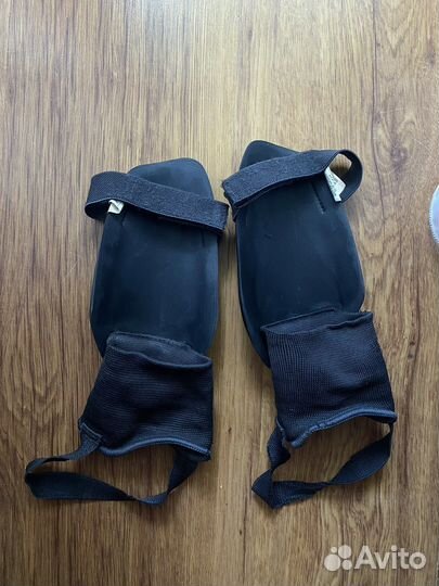 Щитки футбольные nike