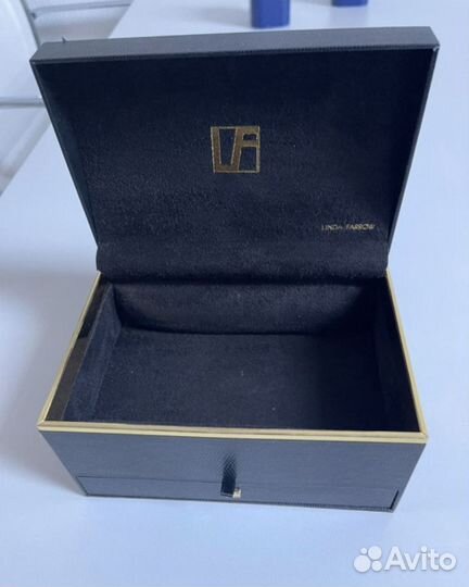 Солнцезащитные очки Linda Farrow