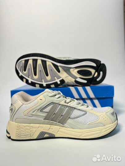 Кроссовки Adidas Response CL 43 размера