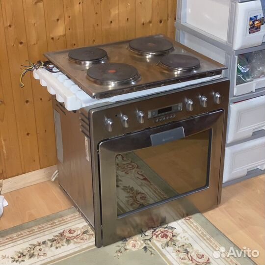 Плита электрическая с духовым шкафом