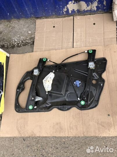 Стеклоподъемник переднийлевый фолькваген пассат б6