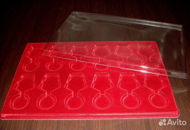 Планшет на 12 медалей РФ d-32 или d-37