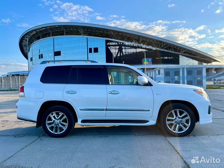 Lexus LX 5.7 AT, 2008, 272 802 км