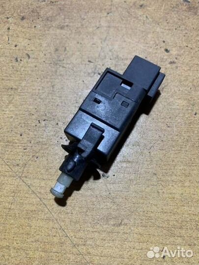 Датчик педали тормоза Mercedes Benz Vito 638