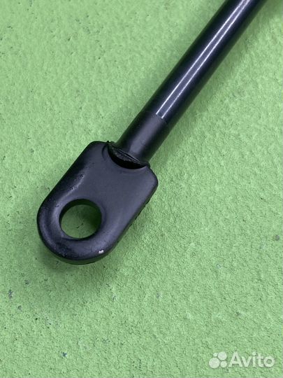 Амортизатор капота \Scania 4/P/G/R/T серия SEM11029