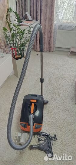 Моющий пылесос thomas