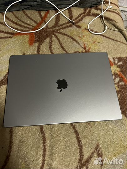 Ноутбук Apple MacBook Pro 16 M1 Pro/16/512
