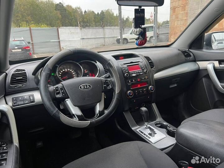 Автомобиль на запчасти Kia Sorento XM 2012