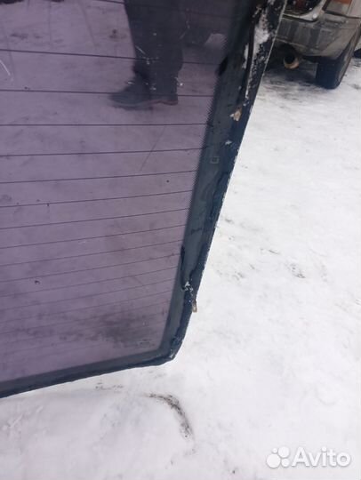 Стекло заднее ветровое BMW 5 E34