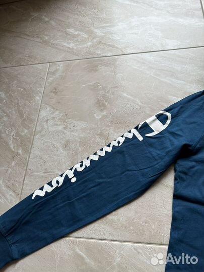 Лонгслив Champion