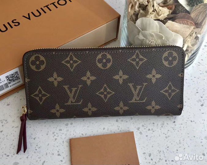 Кошелек Louis Vuitton
