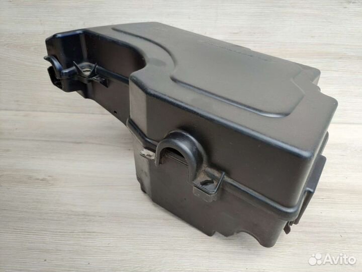 Корпус блоков предохранителей Citroen C5