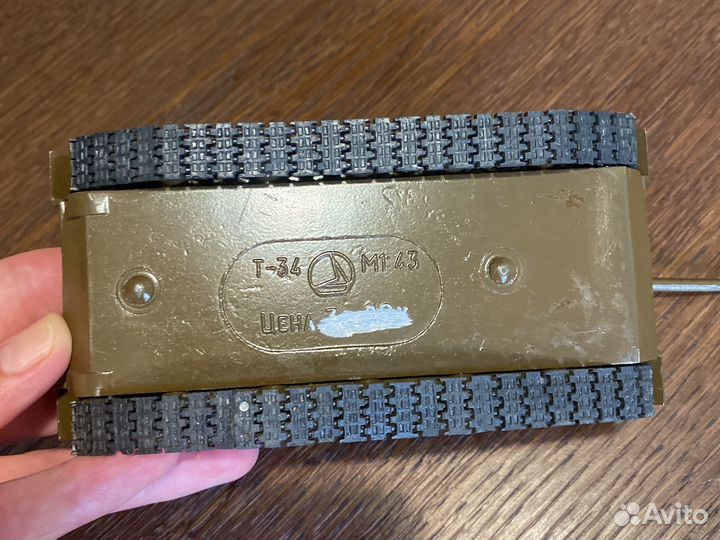 Модель танка Т-34, су-100 СССР