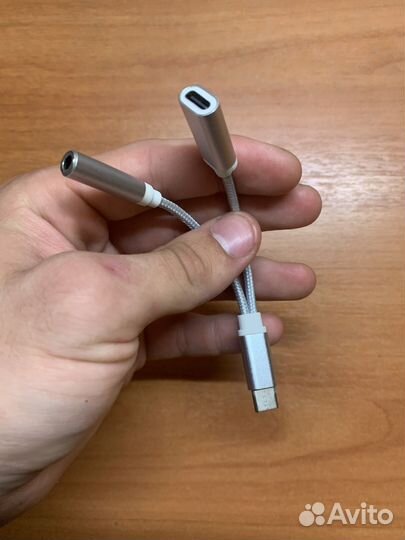 Переходник с type-c на AUX 3.5мм + type-c