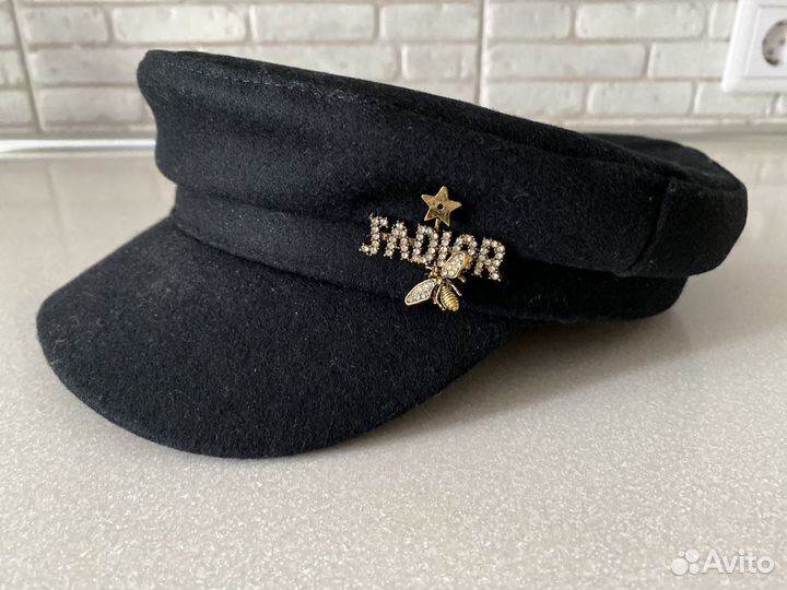 Стильное кепи