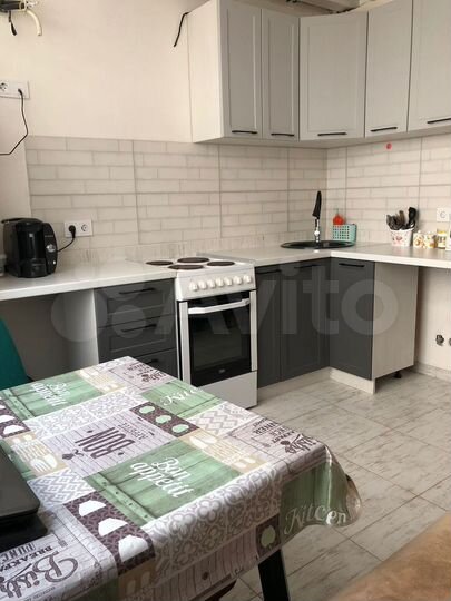 2-к. квартира, 37 м², 1/3 эт.