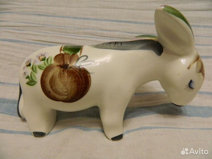 Статуэтки фарфор, фаянс