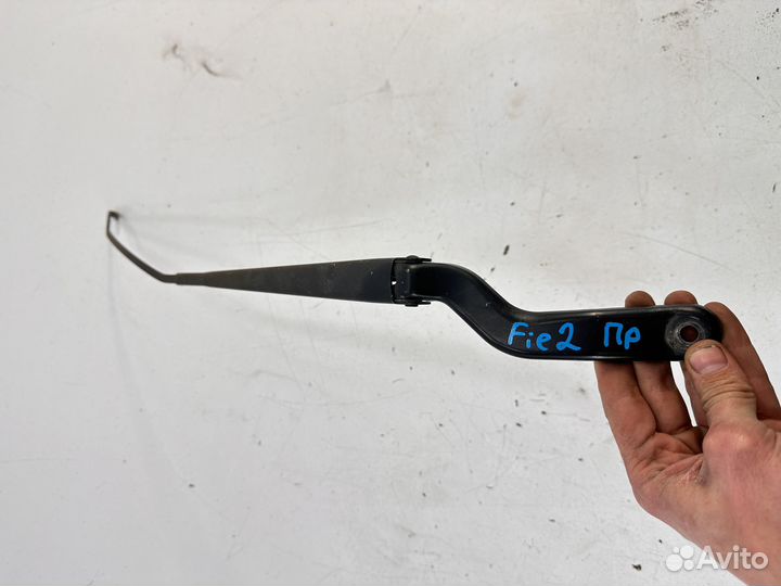 Ford fusion поводок дворника правый