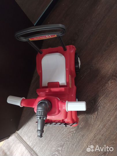 Машинка-каталка