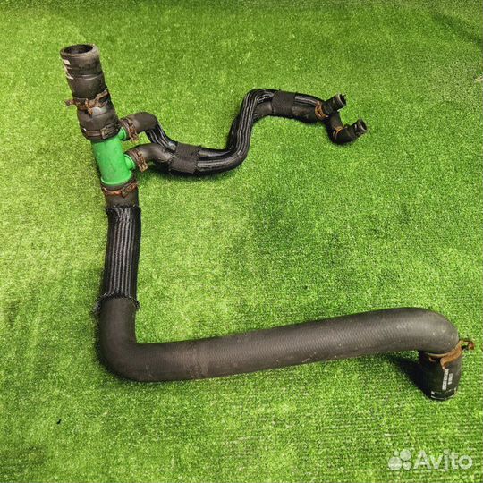 Патрубок радиатора Renault Trafic 2 2.5 DCI