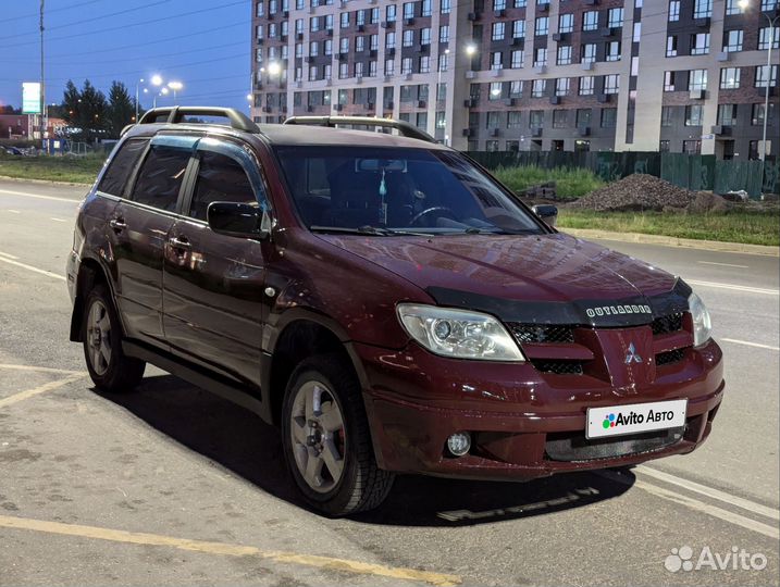 Mitsubishi Outlander 2.4 AT, 2003, 250 000 км