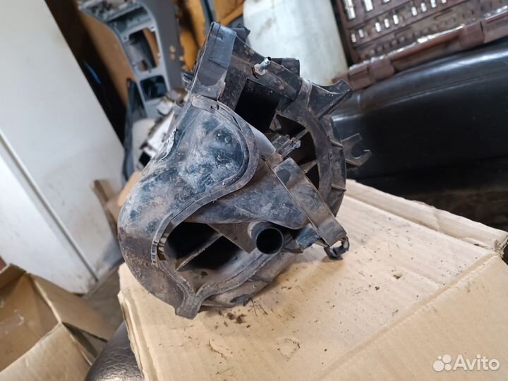 Впускной коллектор шкода октавия тур 1.4 bca