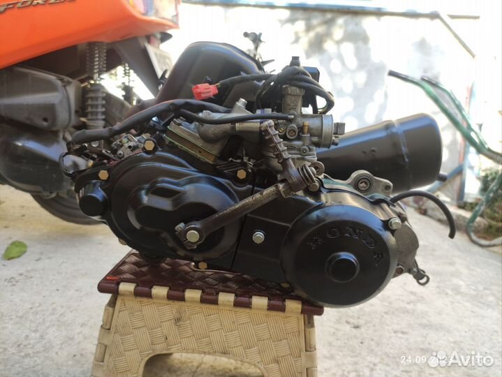 Запчасти на honda дио 27