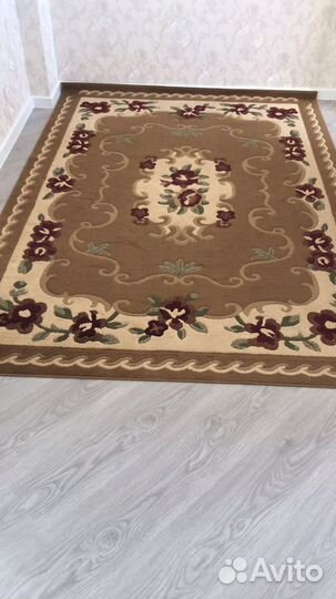 Ковер шерстяной