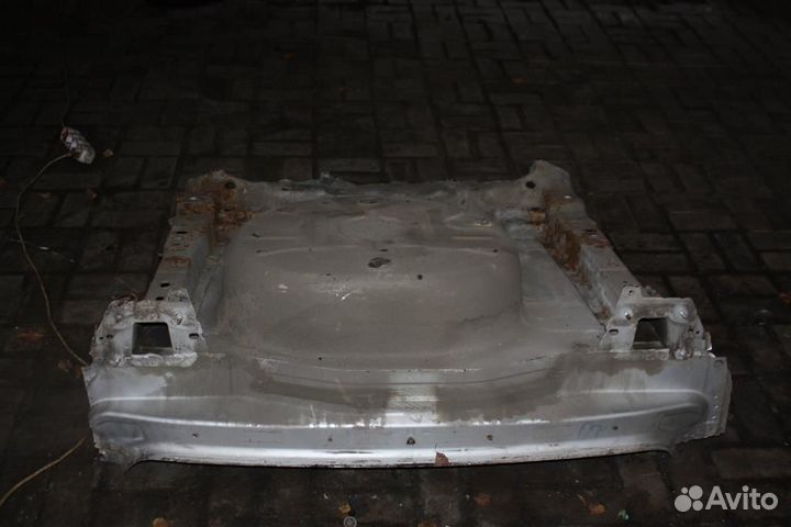 Панель задняя Ford Focus 2