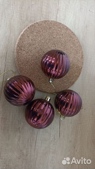 Новогодние игрушки