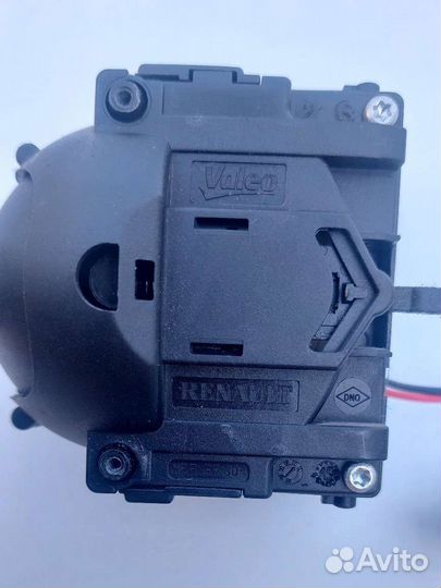 Переключатель поворотов. Renault Logan 2.2017г