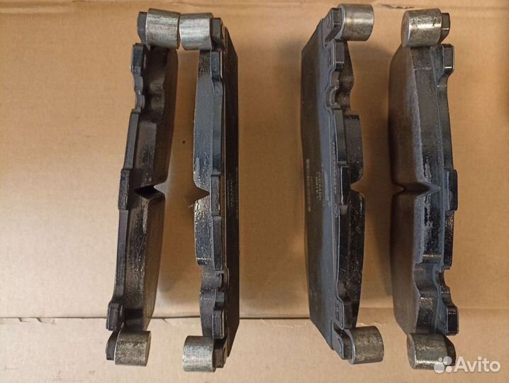 Передние тормазные колодки BMW F15:16 М