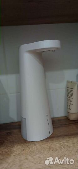 Дозатор для жидкого мыла