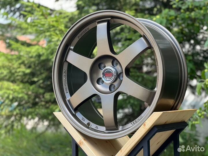 Диски Rays TE37 r18 5x100