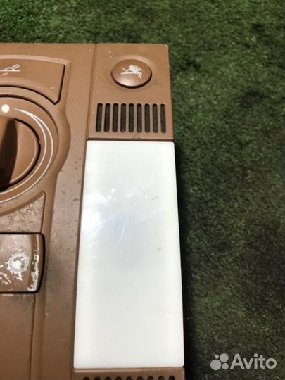 Плафон освещения Audi A8 D3 BVJ 4.2 FSI 2007