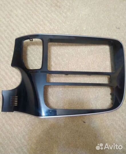 Магнитолы на Митсубиси оутлендер 3 с рамкой