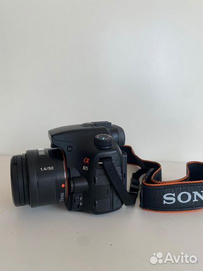 Зеркальная камера Sony Alpha SLT-A65M