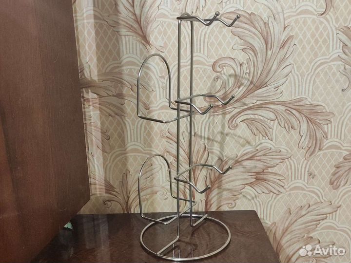 Подставка настольная для кофейных чашек и блюдец