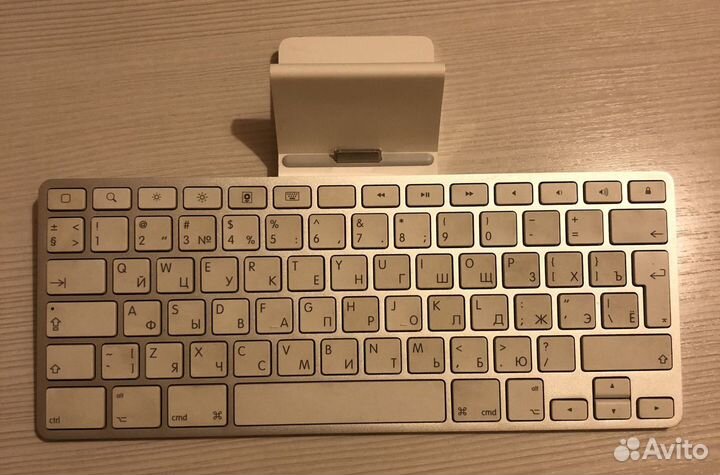 Клавиатура Apple